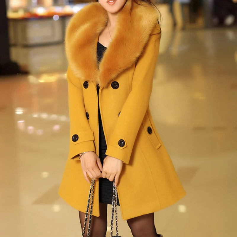 Elegant Coat with Faux Fur Collar | Perfect for Chic Occasions